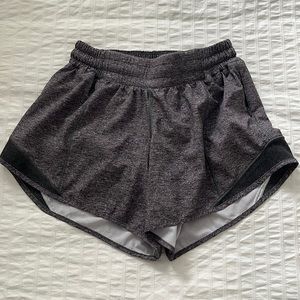 Lululemon Hotty Hot Lined Low Rise Short - 4”